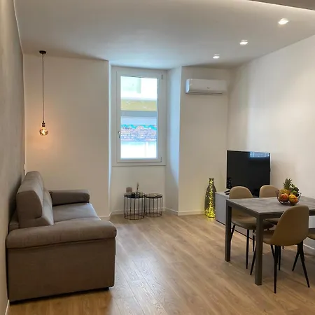 Indipendence Appartamento La Spezia