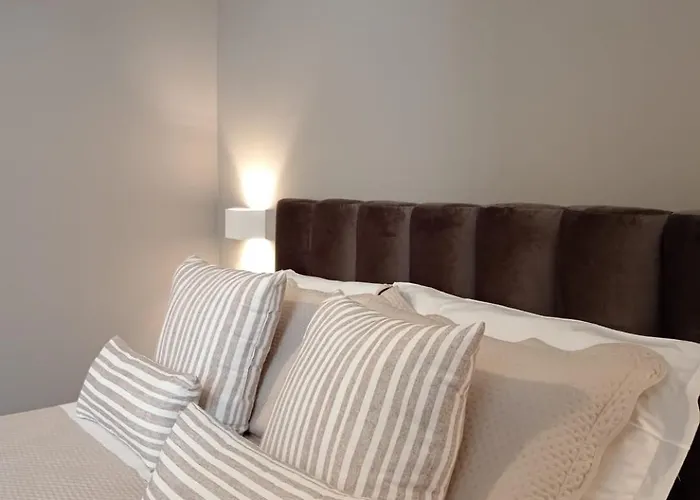 Apartament Indipendence *