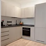 Indipendence Апартаменты *