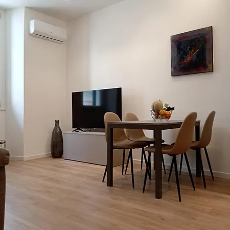Indipendence Apartment